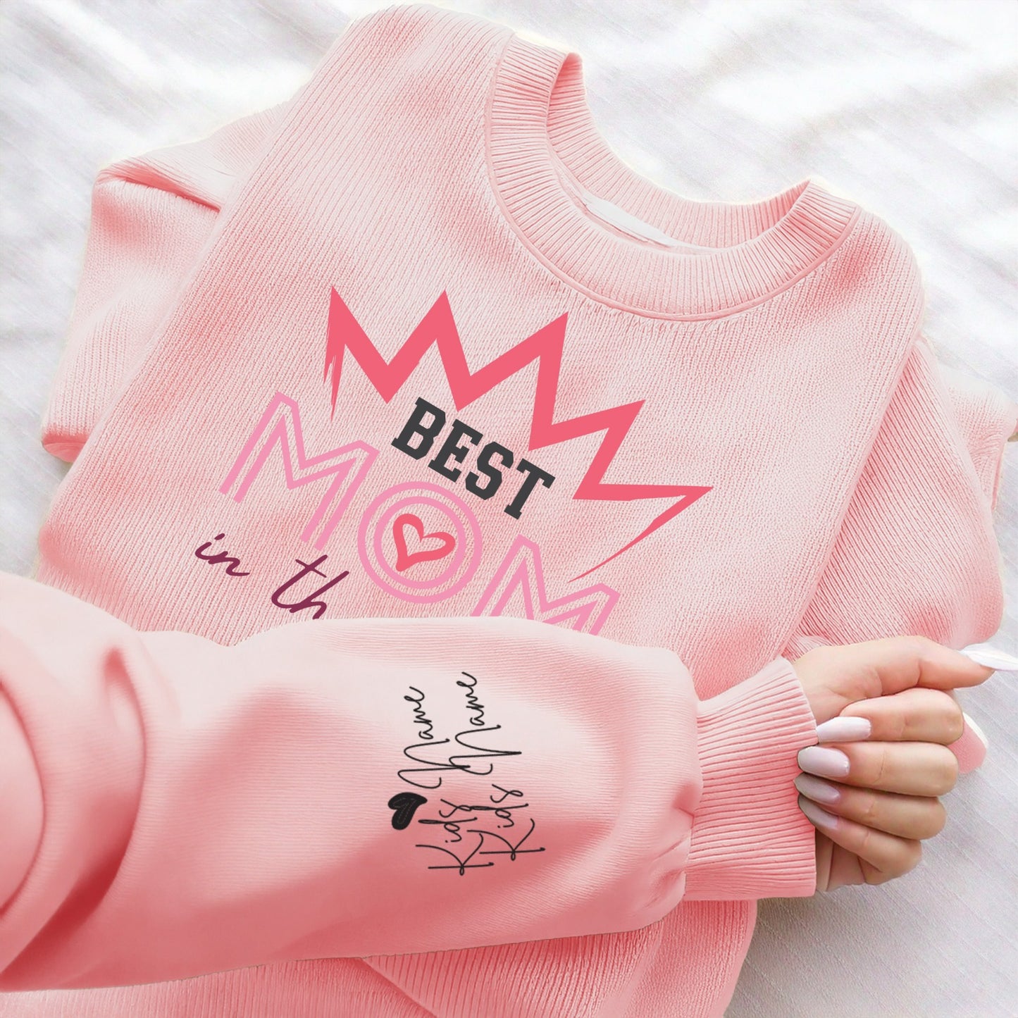 Best Mom in the World – Personalized Sweatshirt