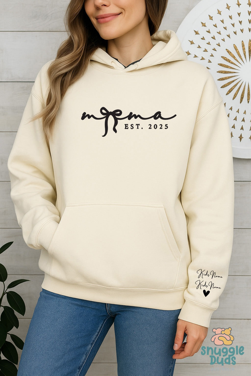 Mummy EST.– Custom Bow Hoodie